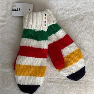 🆕 Hudson's Bay Company (HBC) classic multi-stripe pattern knit mittens